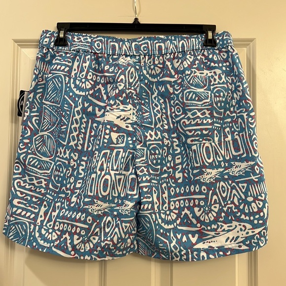 Maui and Sons swim pool shorts - Picture 3 of 7